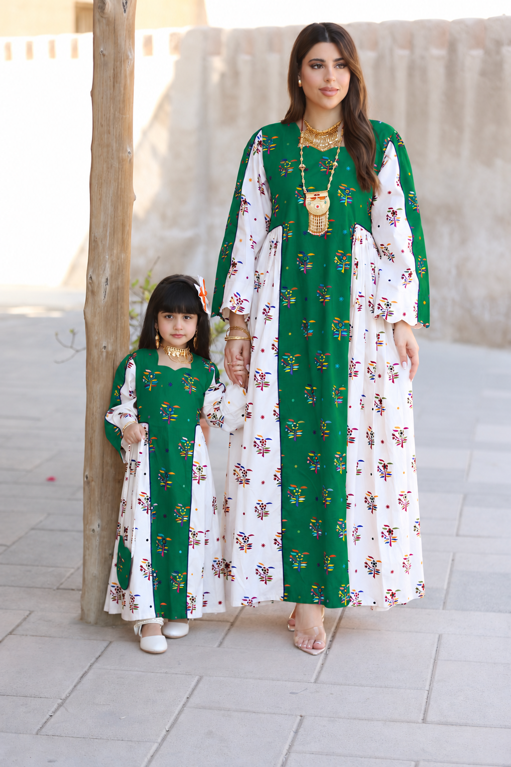 Green Bu Tera Traditional Dress for women – La Mode Patchouli, Abu Dhabi (1 of 1)
